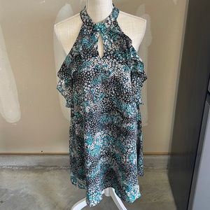 Entro dress with keyhole in front